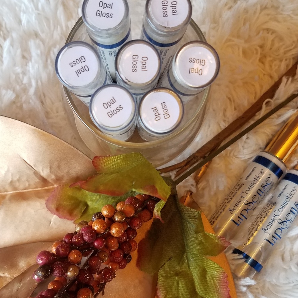 Iridescent SEALED OPAL Gloss LipSense